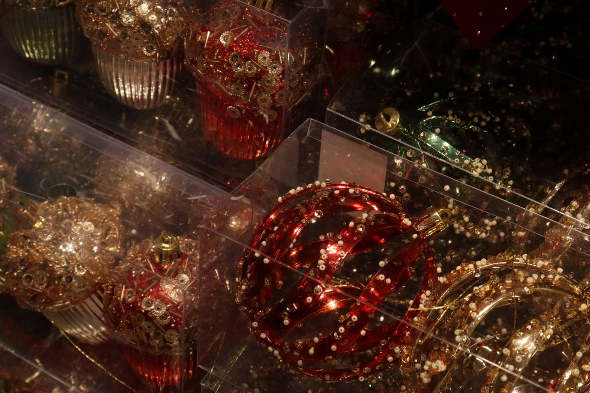 Crystal Figurines Home Decor: How to Add Sparkle Without Looking Tacky