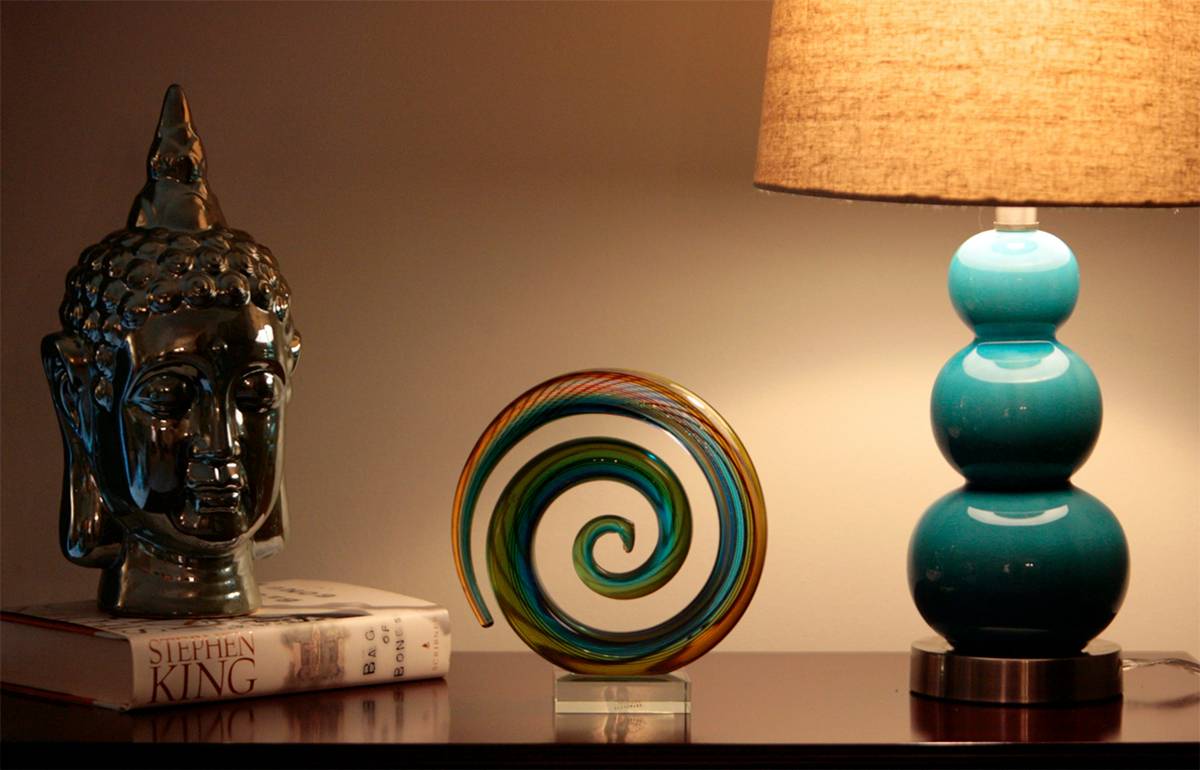 Why Your Home Interior Porcelain Figurines Deserve More Than a Dusty Shelf