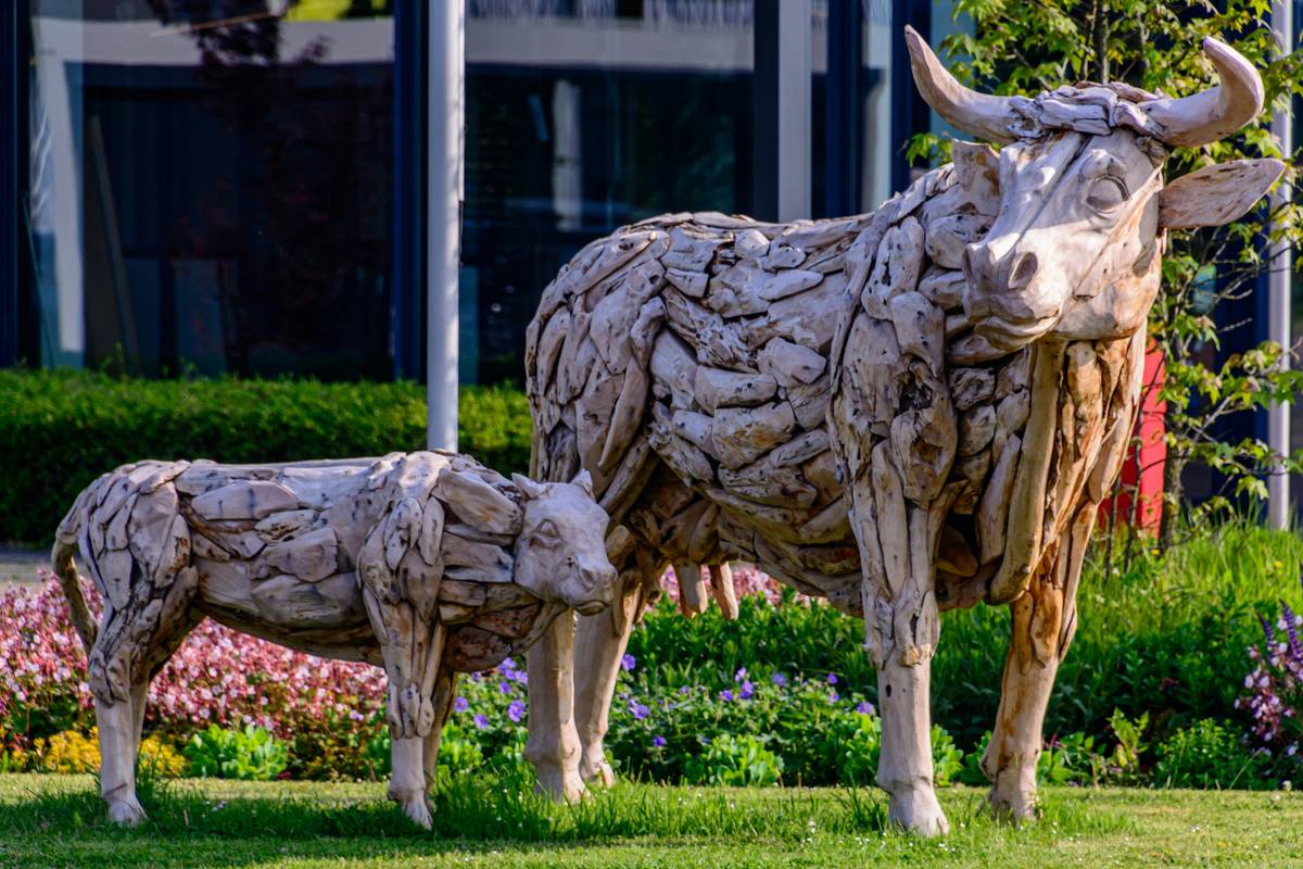 Buffalo Figurines Home Decor: Why Most People Get It Wrong (And How to Nail It)