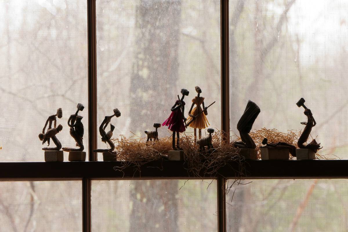 decorative statues and figurines: elevate your space without looking like a cluttered curio shop